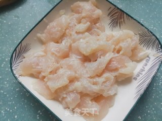 滑炒鱼片的做法步骤：2