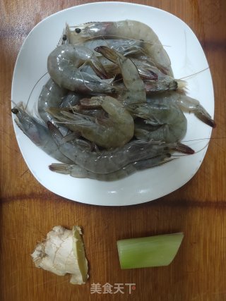东北㸆大虾的做法步骤：1