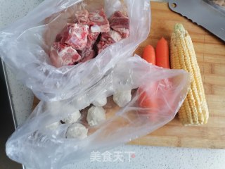 排骨杂炖的做法步骤：1