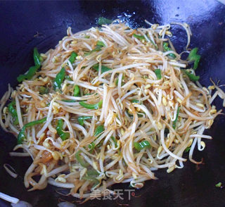 青椒绿豆芽的做法步骤：6