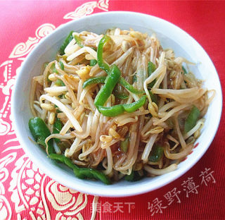 青椒绿豆芽的做法步骤：7