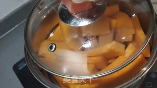 手抓饼版南瓜饼的做法步骤：2