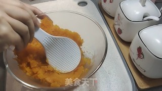 手抓饼版南瓜饼的做法步骤：3