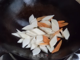 黄瓜炒山药的做法步骤：5