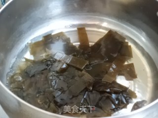 苦瓜海带瘦肉汤的做法步骤：5