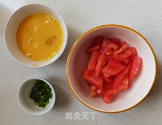 西红柿紫菜蛋花汤的做法步骤：2