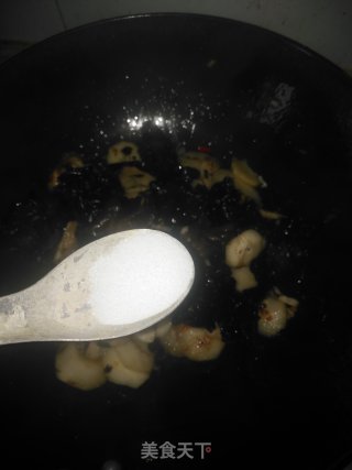 马蹄炒木耳的做法步骤：10