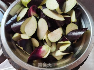 红烧茄子的做法步骤：3