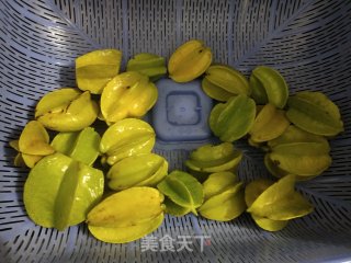 酸杨桃水的做法步骤：1