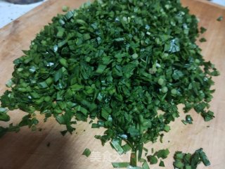 韭菜虾仁饺子的做法步骤：5