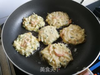 虾皮鸡蛋萝卜丝饼的做法步骤：5