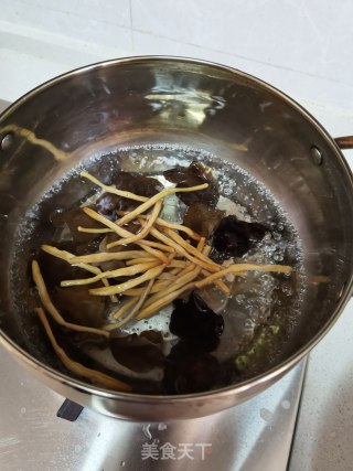 中山四物汤的做法步骤：4