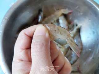 空气炸锅版椒盐虾的做法步骤：4