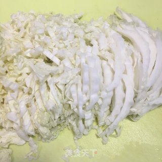 鸡蛋时蔬炒年糕的做法步骤：3