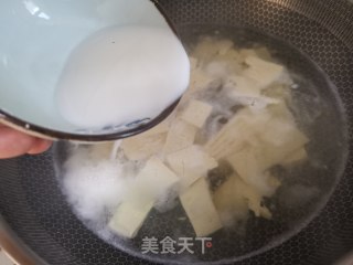 紫菜豆腐蛋花汤的做法步骤：4