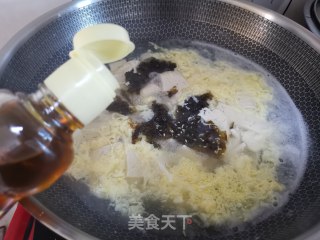 紫菜豆腐蛋花汤的做法步骤：7