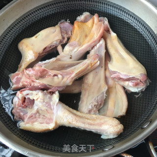 卤鹅的做法步骤：3