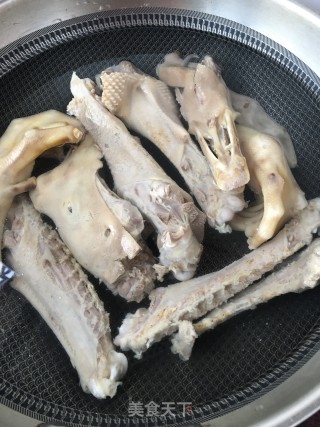 卤鹅的做法步骤：7