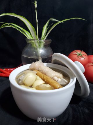 人参莲子炖鸡汤的做法步骤：8