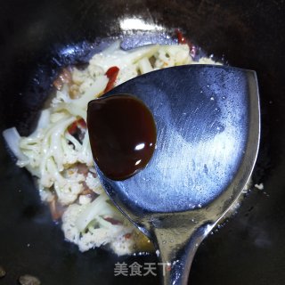 腊肉炒花菜的做法步骤：10