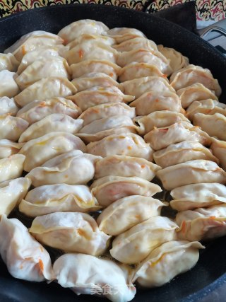 锅贴南瓜饺的做法步骤：7