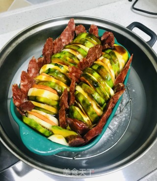 杂蔬蒸腊肠的做法步骤：7