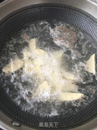 土人参冬笋乌鸡汤的做法步骤：9