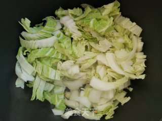 虾仁白菜炖粉条的做法步骤：5