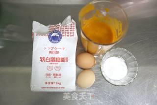 无油南瓜泥戚风蛋糕的做法步骤：1