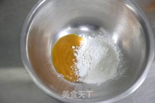 无油南瓜泥戚风蛋糕的做法步骤：2