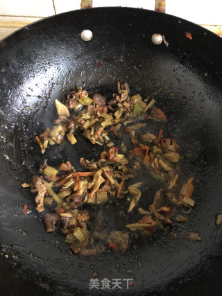 鸡杂粉条的做法步骤：2