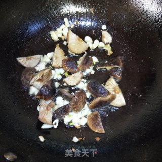 香菇青菜烧豆腐的做法步骤：6