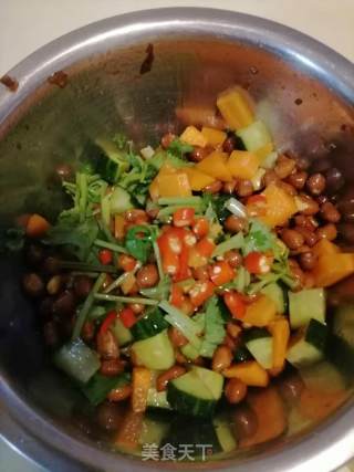 拌黄瓜花生米的做法步骤：6