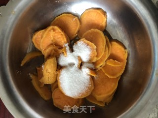 红薯饼的做法步骤：4