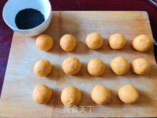 红薯饼的做法步骤：7