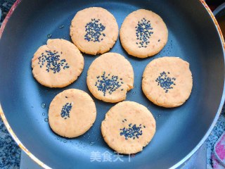 红薯饼的做法步骤：9