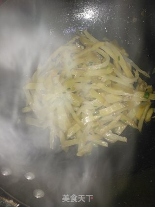 榨菜肉丝汤的做法步骤：11