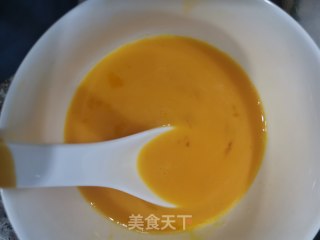 鸡蛋饺的做法步骤：1