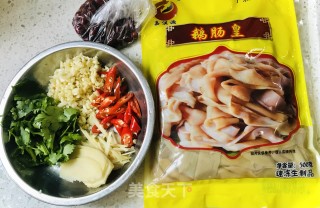 拌鹅肠的做法步骤：1