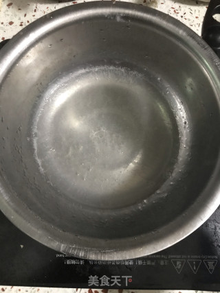 红豆本练羊羹的做法步骤：2