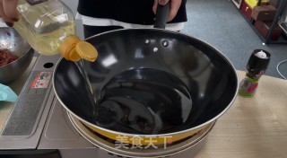 油炸羊肉的做法步骤：3