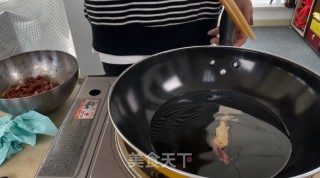 油炸羊肉的做法步骤：4