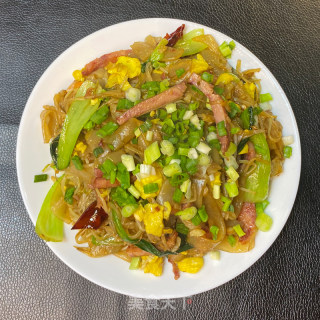 恒一火腿猪肉炒河粉的做法步骤：10