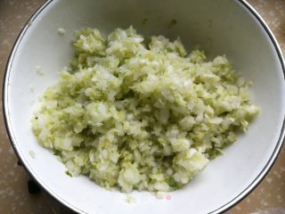 鲜肉香菇白菜饺子的做法步骤：4