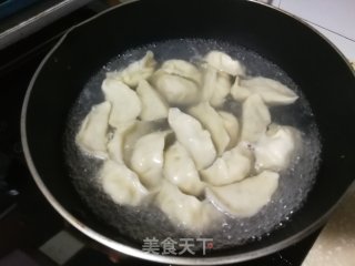 鲜肉香菇白菜饺子的做法步骤：13
