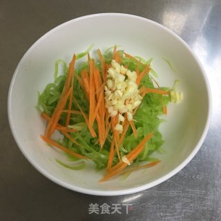 香菜拌莴笋丝的做法步骤：4