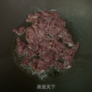 胡萝卜炒牛肉的做法步骤：6