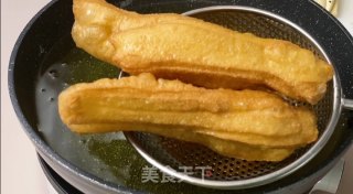 自制油条丨金黄酥脆，做法超简单的做法步骤：6
