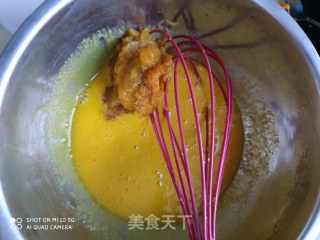 南瓜戚风蛋糕的做法步骤：2