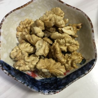 花生核桃黑芝麻糊的做法步骤：2